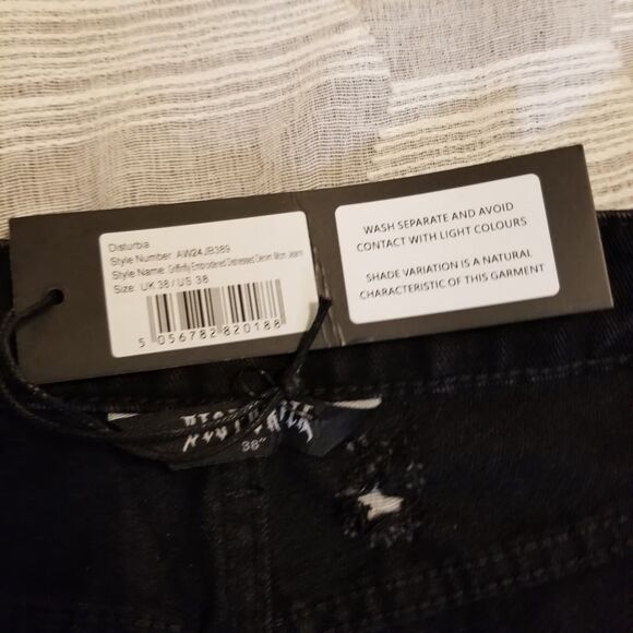 NWT Disturbia Griffinly Moon Embroidered Distressed Mom Jeans Black Size 38 - Picture 6 of 9